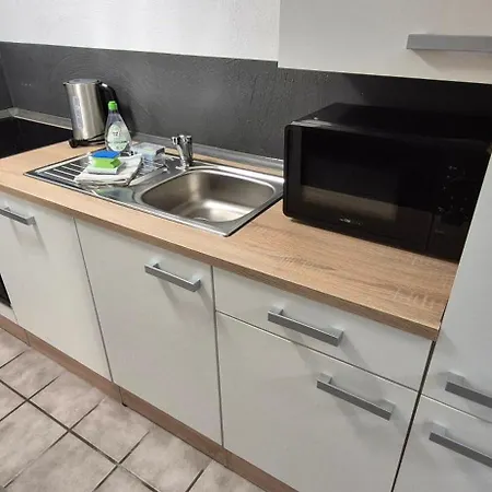 Five - 5 X Einzelzimmer - Tv - Wifi - Free Parking Apartman Braunschweig