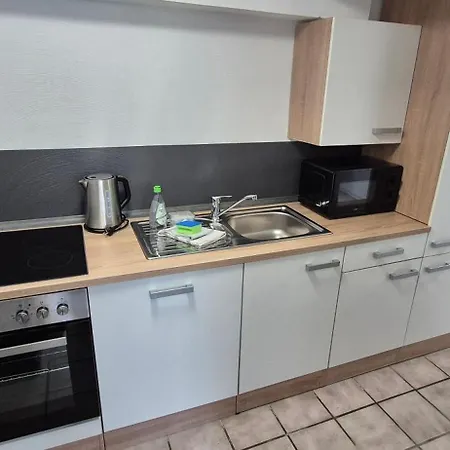 Apartman Five - 5 X Einzelzimmer - Tv - Wifi - Free Parking Braunschweig