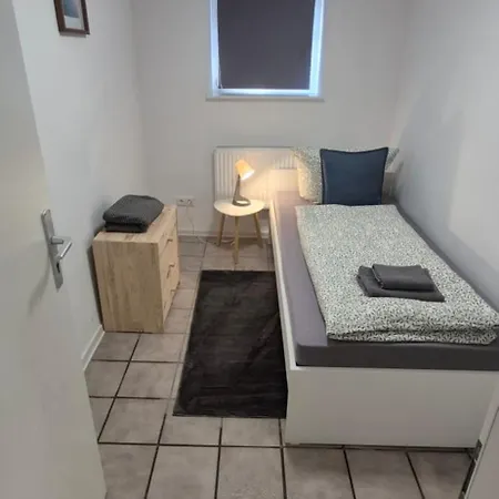 Five - 5 X Einzelzimmer - Tv - Wifi - Free Parking